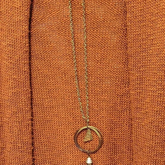 Necklace - Picture 4 of 6